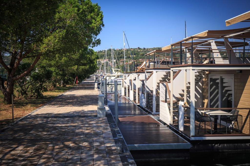 Floating Sea House Kahne Portoroz Villa Екстериор снимка