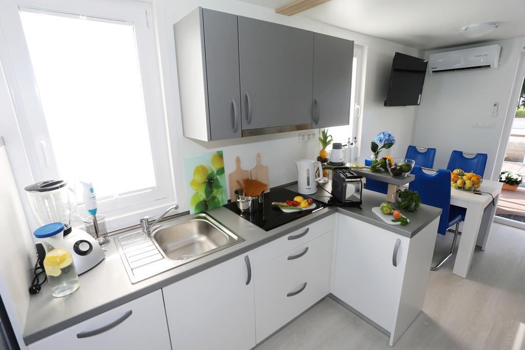 Floating Sea House Kahne Portoroz Villa Екстериор снимка