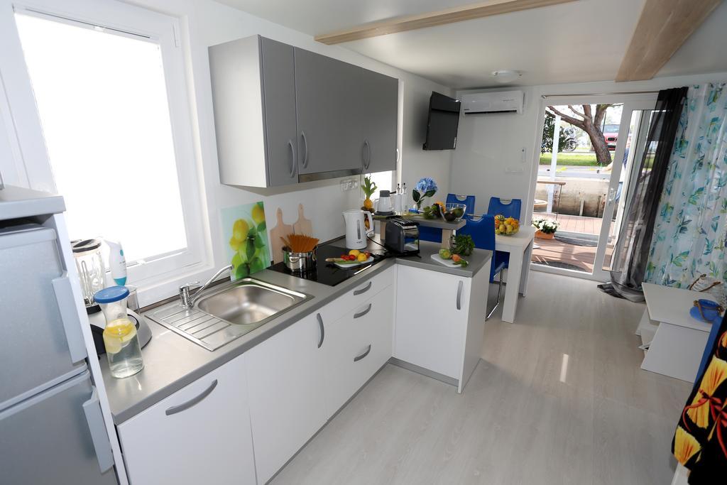 Floating Sea House Kahne Portoroz Villa Екстериор снимка