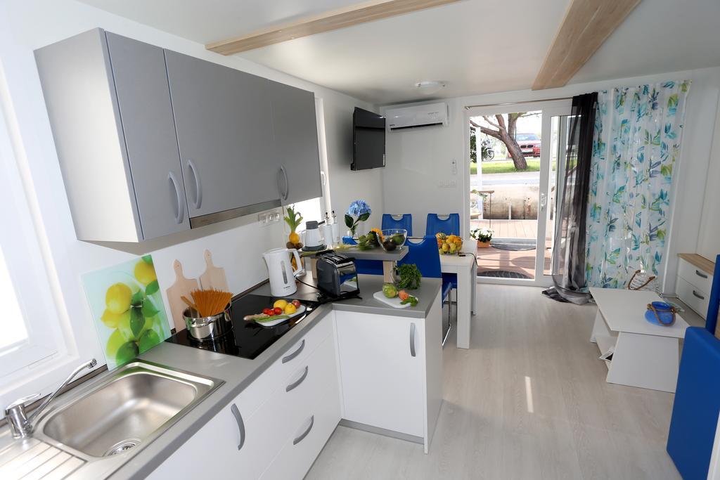Floating Sea House Kahne Portoroz Villa Екстериор снимка