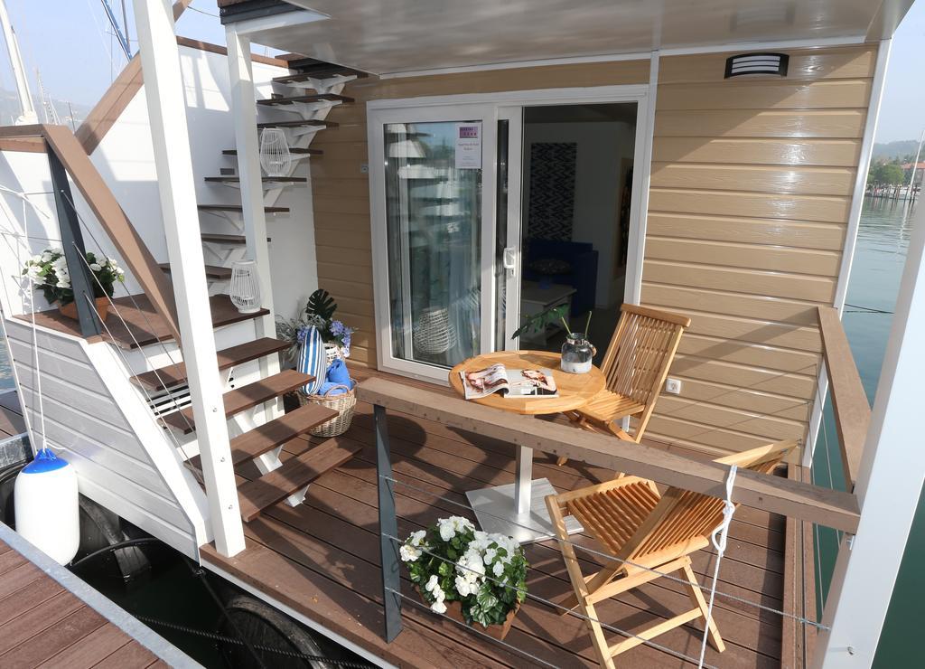 Floating Sea House Kahne Portoroz Villa Екстериор снимка