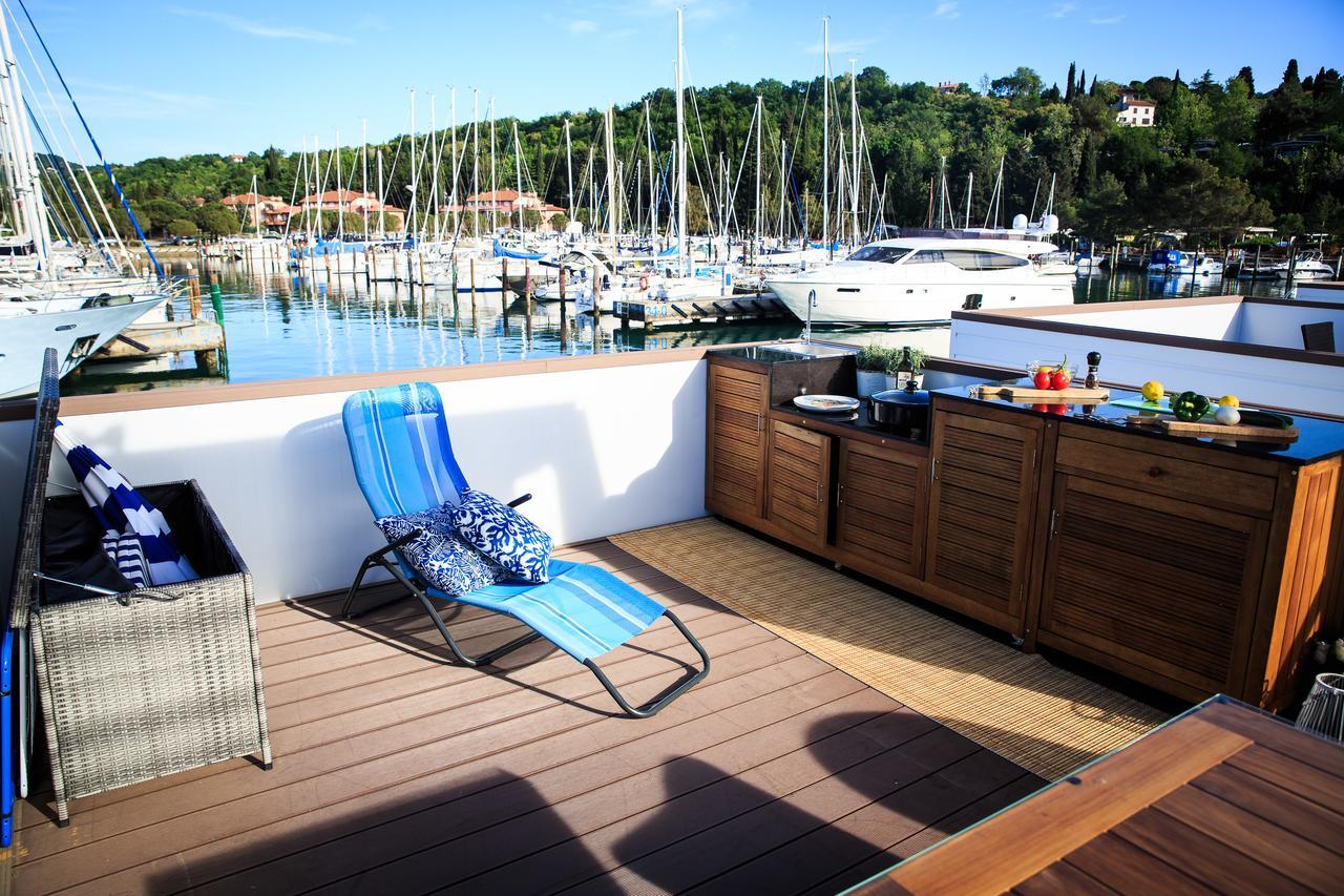 Floating Sea House Kahne Portoroz Villa Екстериор снимка
