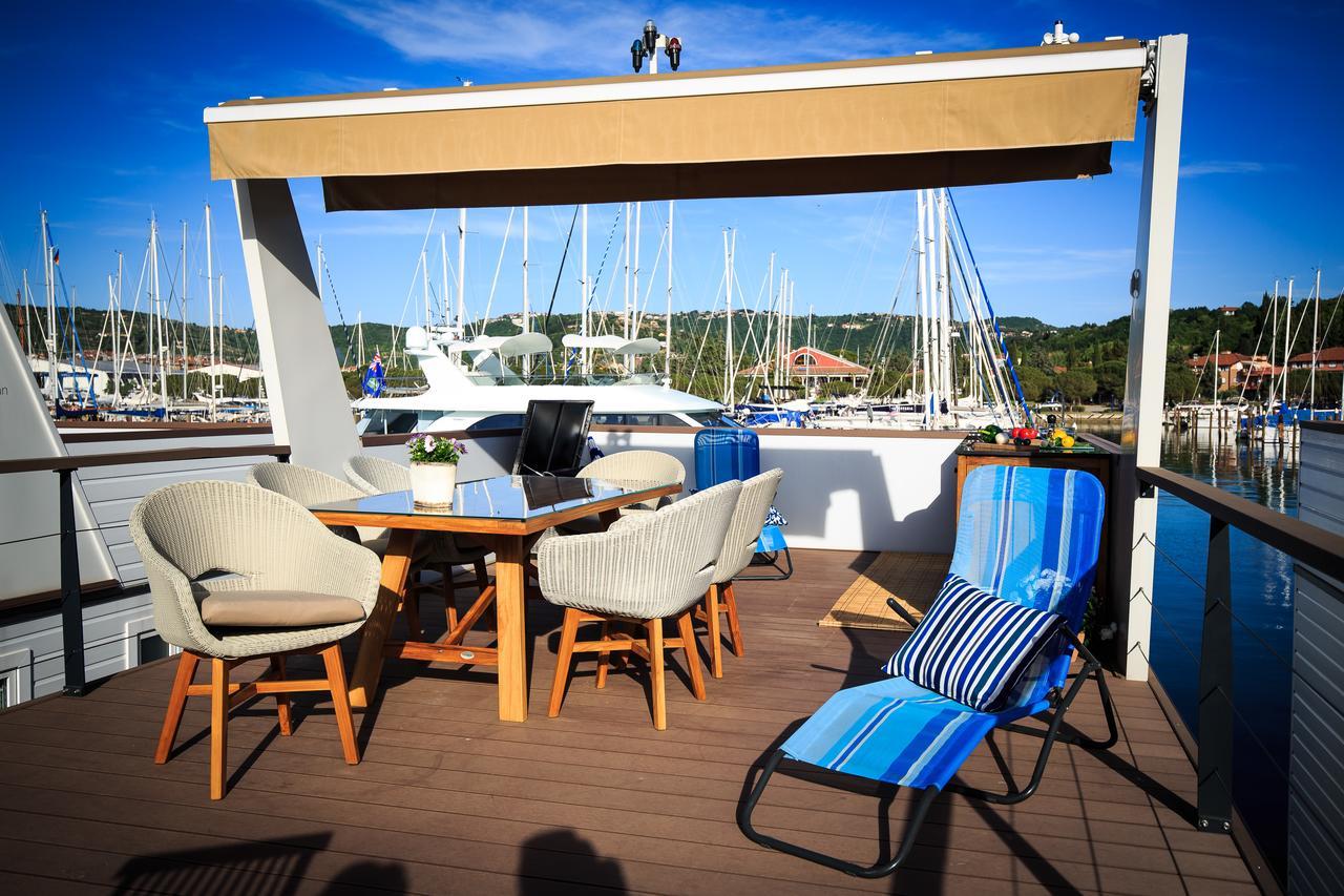 Floating Sea House Kahne Portoroz Villa Екстериор снимка